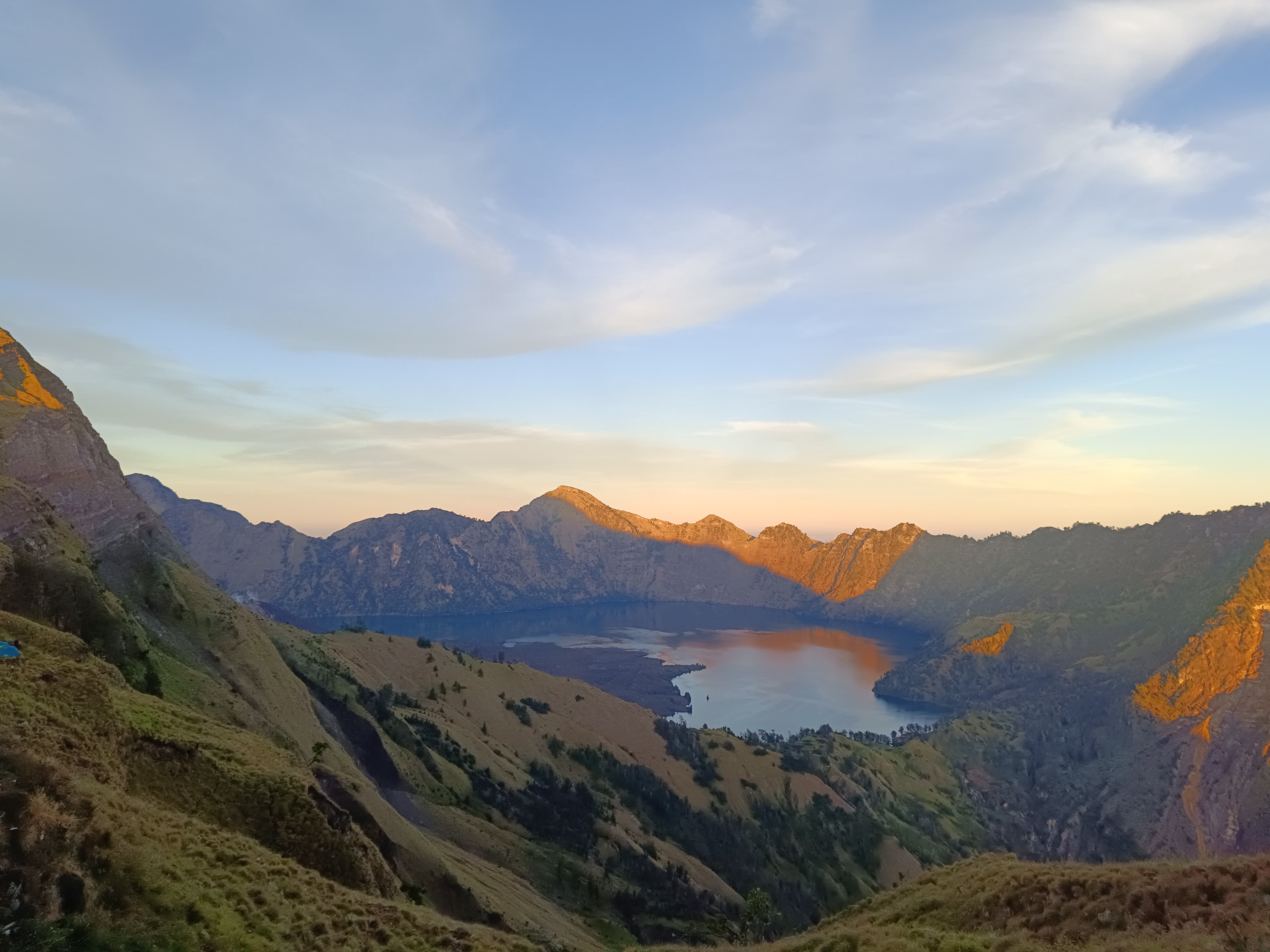 Rinjani Via Sembalun: Conquer Lombok's Majestic Peak